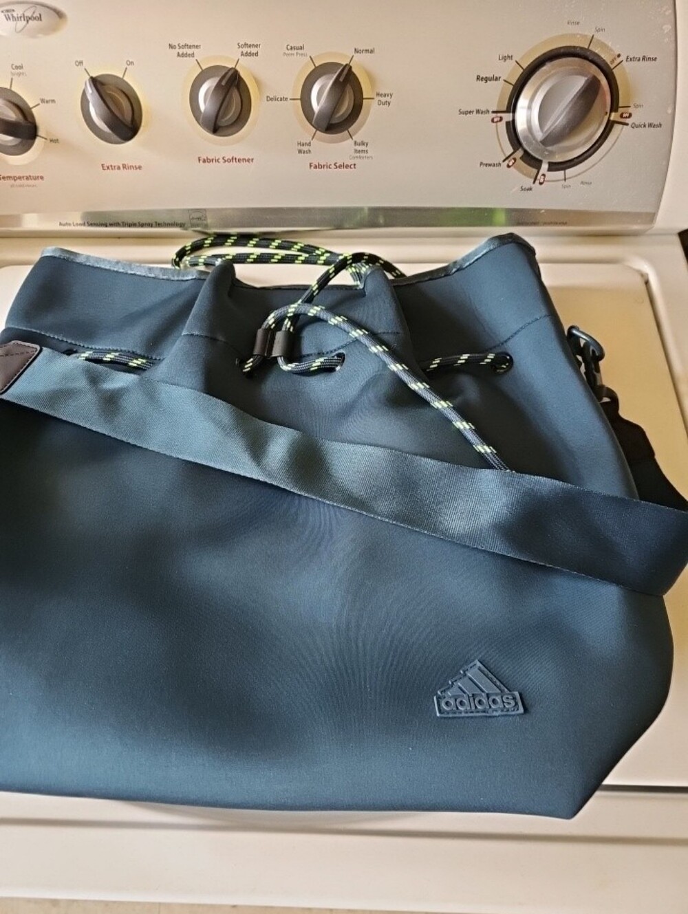 Adidas Kelly Green Favorites Duffel Bag Discontinued NWT  MSRP $90